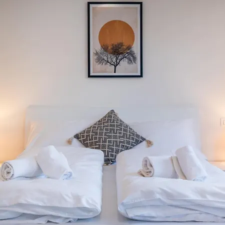 Aurora - The Center * מראנו