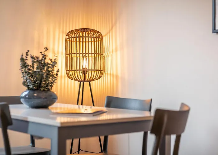 Aurora - The Center 梅拉诺